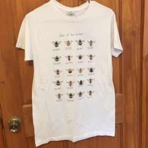 bees tee